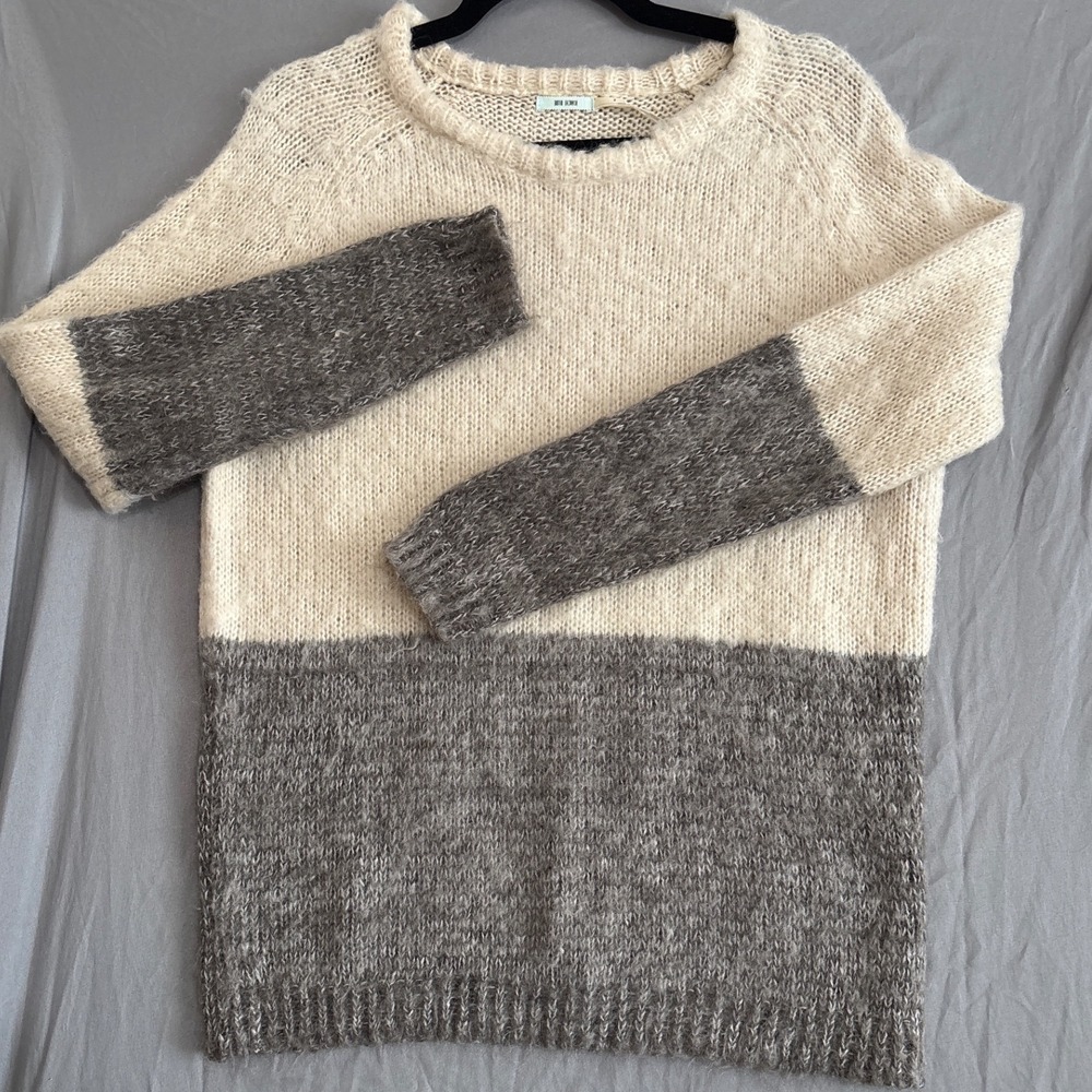 Kimchi Blue Urban Outfitters Mohair Blend Colorblock Fuzzy Sweater Cream Grey S